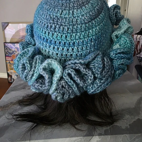 Blue Croceht Ruffle Hat - Picture 5 of 5